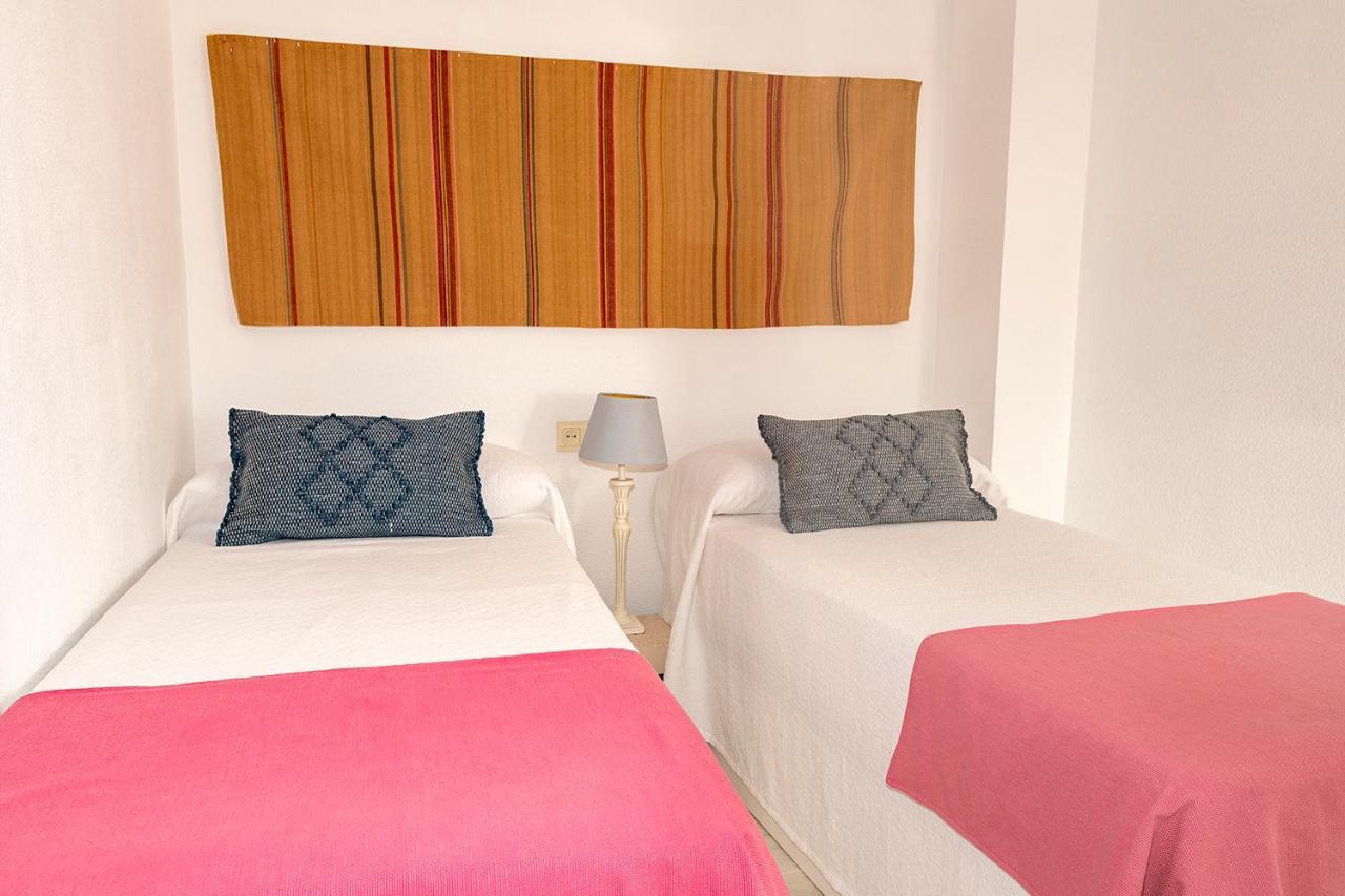 Ziba Cordoba Only Families Apartman Kültér fotó